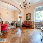 Rent 6 bedroom apartment of 180 m² in Turin