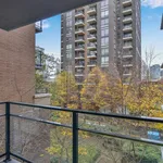 Appartement de 656 m² avec 2 chambre(s) en location à Vancouver