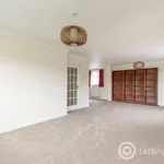 Rent 3 bedroom flat in Edinburgh