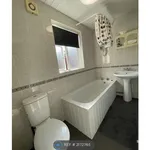 Rent 3 bedroom flat in North East England