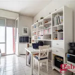 Rent 1 bedroom apartment of 40 m² in Milano