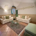 Rent 5 bedroom apartment of 350 m² in Parma