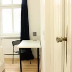 Rent 5 bedroom apartment in Berlin