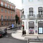 Rent 1 bedroom apartment of 40 m² in lisbon