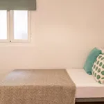 Rent 4 bedroom apartment in madrid