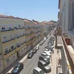 Rent 6 bedroom apartment of 110 m² in Lisboa