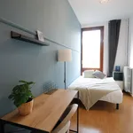 Rent 2 bedroom apartment of 10 m² in Barcelona