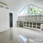 Rent 5 bedroom house of 400 m² in Phuket