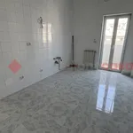 Affitto 3 camera appartamento di 90 m² in Taranto