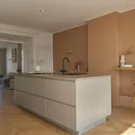 Huur 4 slaapkamer appartement van 122 m² in Oude Pijp