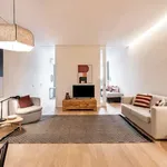 Rent 1 bedroom apartment of 100 m² in porto