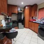 Rent 3 bedroom apartment of 125 m² in Pretoria