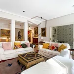 Rent 2 bedroom apartment of 184 m² in Madrid