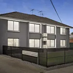 Rent 2 bedroom apartment in Footscray