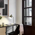 Rent 4 bedroom apartment of 50 m² in Barcelona