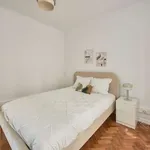 Rent a room in lisbon