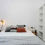 Rent 2 bedroom apartment of 75 m² in barcelona