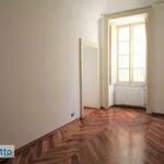 Affitto 4 camera appartamento di 150 m² in Turin