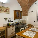 Rent 2 bedroom apartment of 55 m² in Pontedera