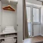 Rent 2 bedroom apartment of 63 m² in lisbon