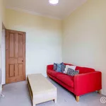 Rent 2 bedroom flat in Edinburgh