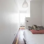 Rent a room in lisbon