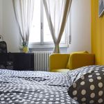 Rent a room of 136 m² in Milan