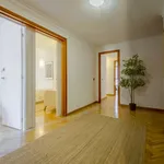 Rent a room of 150 m² in madrid