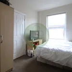 Rent 5 bedroom house in Leeds