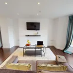 Rent 4 bedroom apartment of 8 m² in Newport