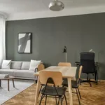 Miete 2 Schlafzimmer wohnung von 851 m² in vienna