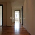 Rent 3 bedroom apartment of 90 m² in Como