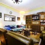 Rent a room of 170 m² in madrid