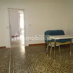 Rent 4 bedroom house of 133 m² in Bari