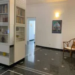 Rent 2 bedroom apartment of 90 m² in genoa