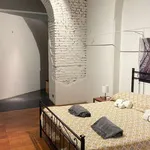 Rent 3 bedroom apartment of 180 m² in milan