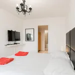 Appartement de 65 m² avec 1 chambre(s) en location à Paris