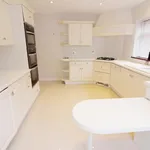 Rent 4 bedroom house in  Reading