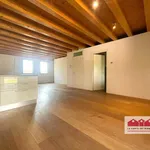 Rent 5 bedroom house of 200 m² in Vicenza