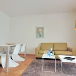 Miete 2 Schlafzimmer wohnung von 753 m² in Zurich