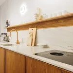 Appartement de 764 m² avec 2 chambre(s) en location à Paris