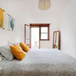 Rent a room in lisbon