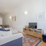 Rent 2 bedroom apartment of 110 m² in Porto