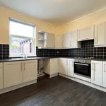 Rent 2 bedroom flat in Wakefield