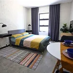 Rent 1 bedroom apartment in Johannesburg