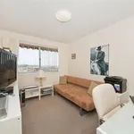 Rent 3 bedroom house in queanbeyan west