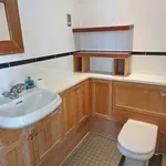 Rent 3 bedroom flat in Wales