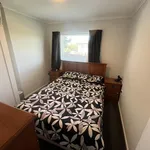 Rent 1 bedroom apartment in Kaipātiki