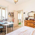 Rent a room of 110 m² in rome