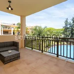 Rent 2 bedroom apartment of 135 m² in Quarteira